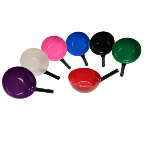 Buckets & Scoops / Stable & Yard